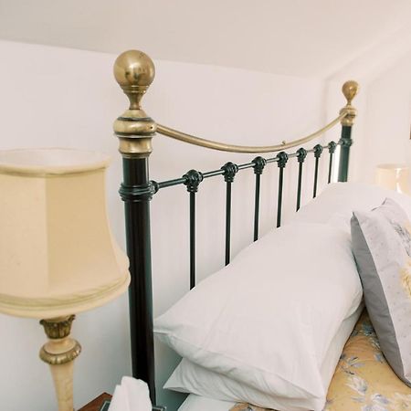 4 Lyndhurst Rd Brockenhurst Esterno foto